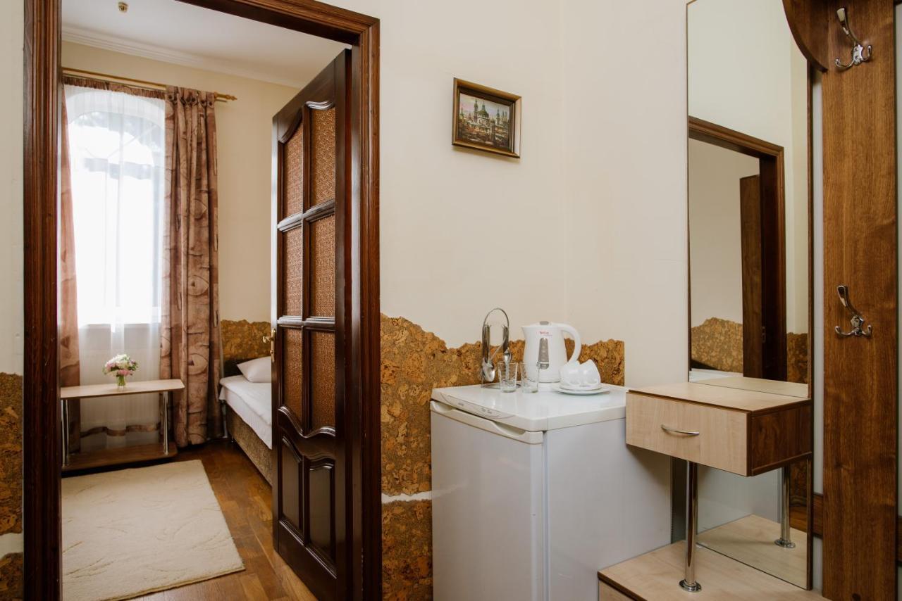 Villa Viktoriya Hotel Трускавец Стая снимка