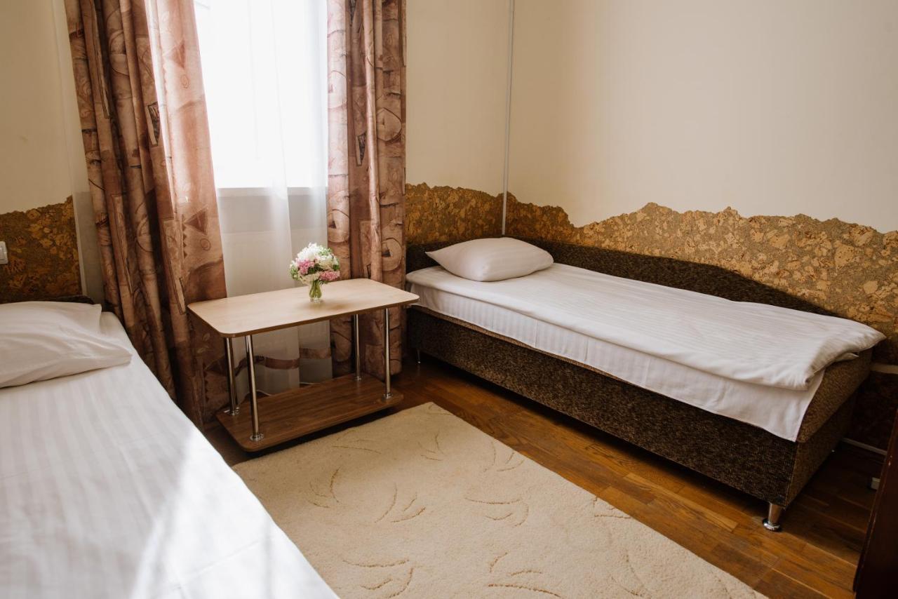 Villa Viktoriya Hotel Трускавец Екстериор снимка