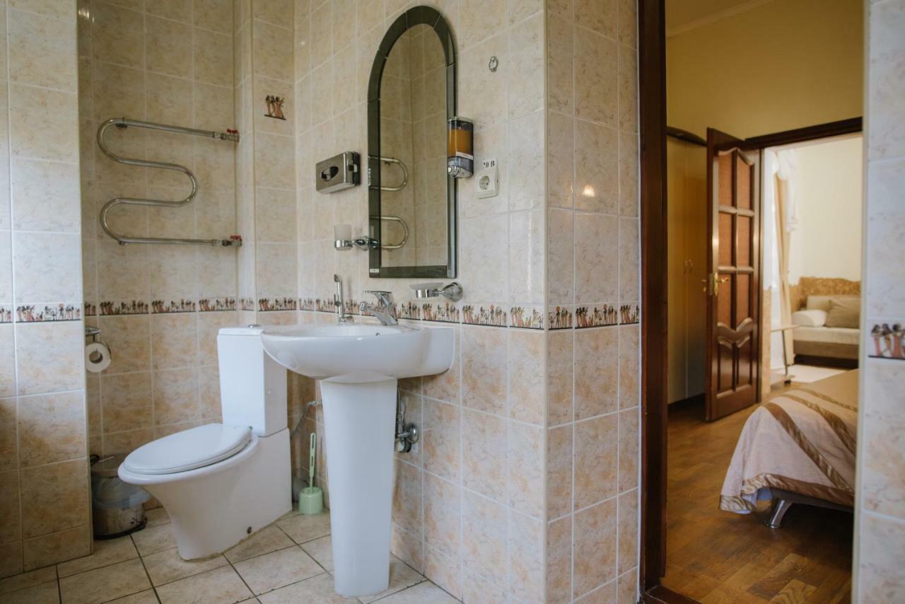 Villa Viktoriya Hotel Трускавец Екстериор снимка